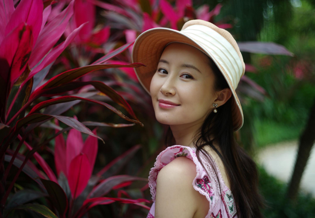 从"红遍全国"到"娱圈弃女",舒畅如今的结局究竟怪谁?