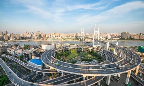 城市gdp什么意思_闲聊城市 看2020城市GDP排名(3)