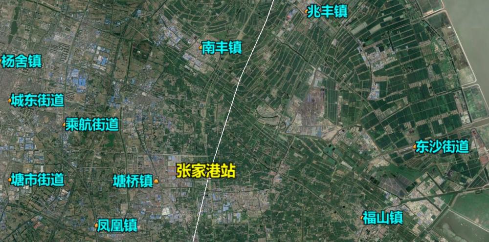 常熟西站.位于江苏省常熟市尚湖镇.