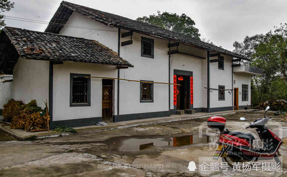 江西南康区沙田塅村,瓦房老屋过去最熟悉的赣南乡村景色,看咋样