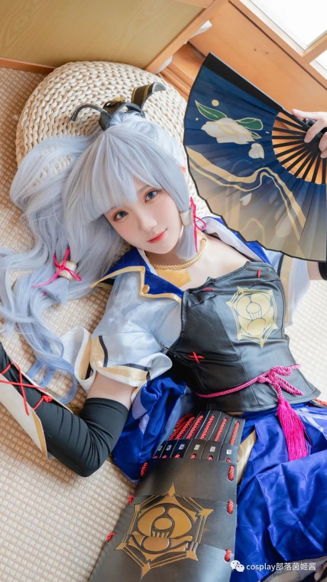 cos:神里绫华cos正片@瓜希酱