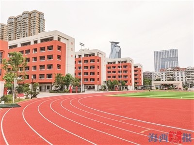 厦门市中小学幼儿园9月正常开学 探访几所新的学校和校区