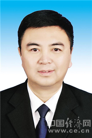 田嘉宁,男,汉族,1973年2月生,在职大专,中共党员,现任沧州市委常委