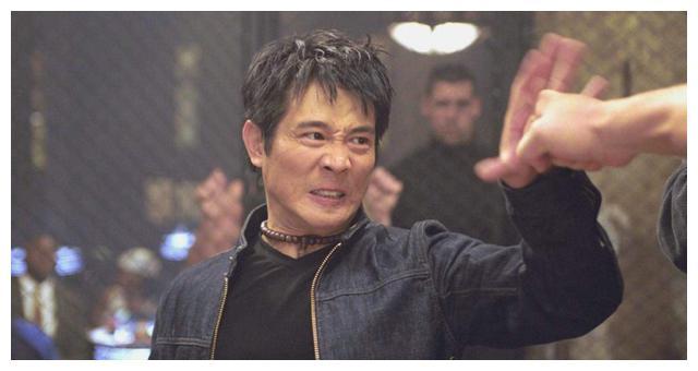 32年前,李连杰因《南北少林》和刘家良结怨,老死不相往来