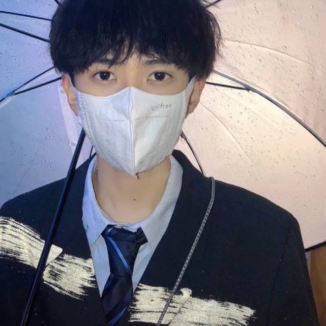 寡王都爱用这组男生头像!