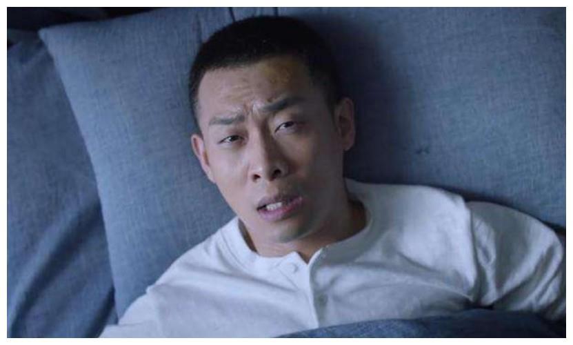 42岁张译现状如6旬老人,面无血色秃顶严重,为演戏如此