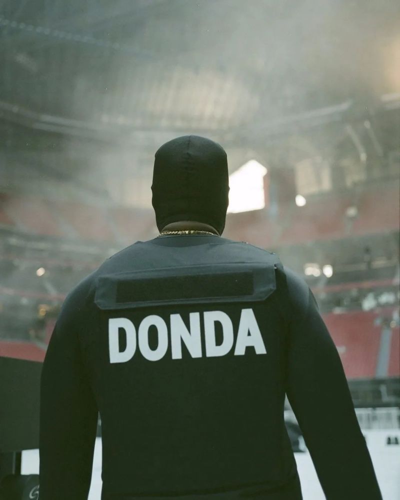 侃爷即将举办第三场《donda》试听会