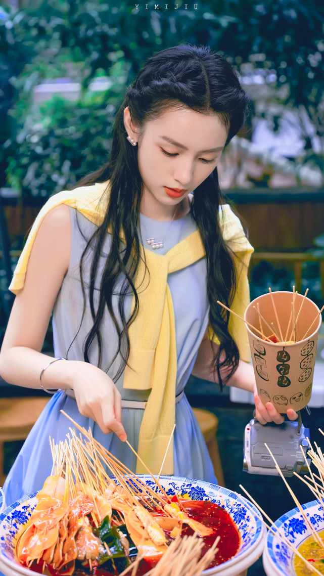 周也高清手机壁纸