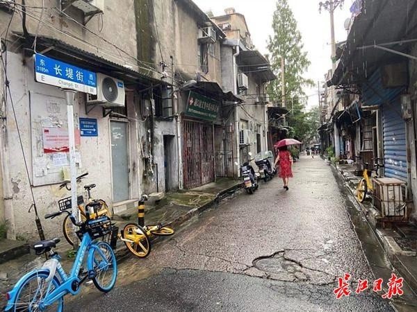 没有这条街就没有汉口老武汉建言改造长堤街重塑乡愁