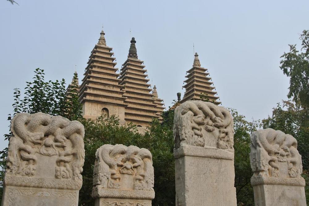 五塔寺又名真觉寺,以石塔出名,现已成为北京石刻艺术博物馆