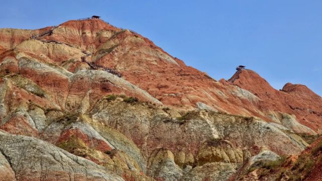 美图欣赏摄影家镜头下的兰州水墨丹霞旅游景区