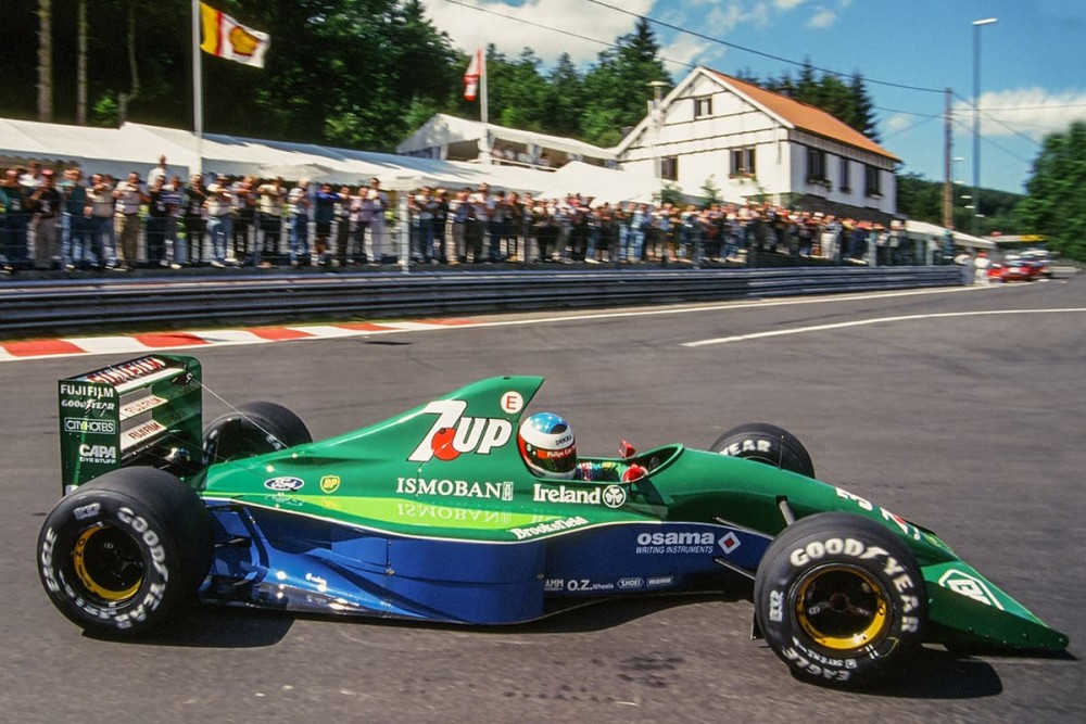 1991年,年轻的舒马赫代表当时的乔丹车队首次亮相斯帕赛道,排位赛