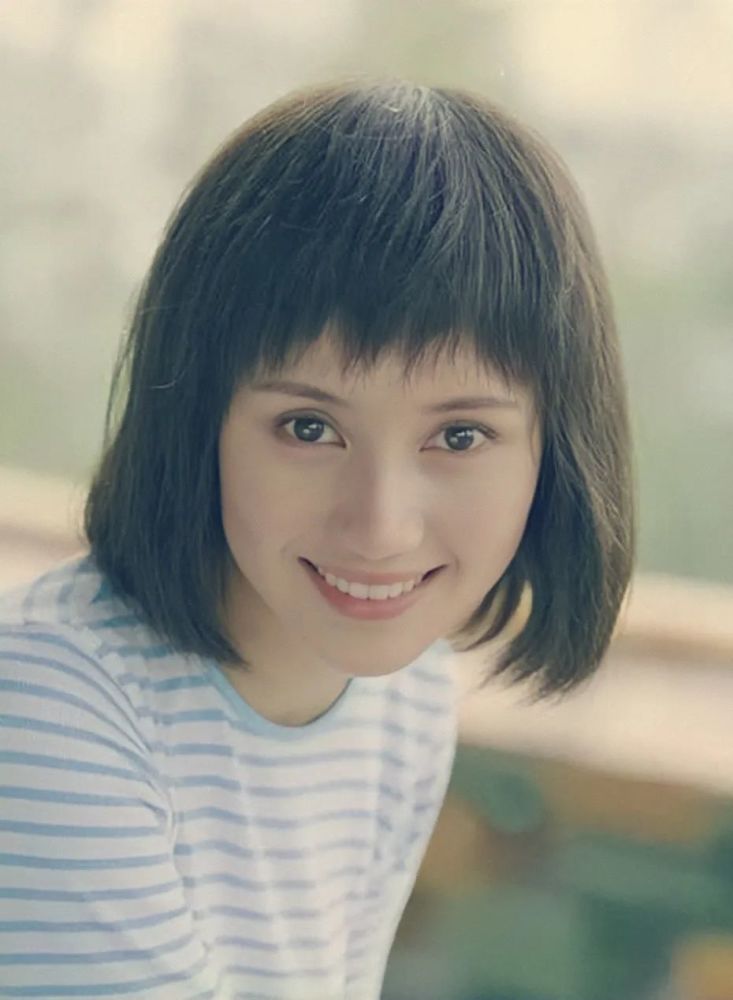 袁泉娱乐圈最美短发女神