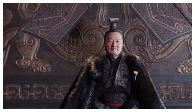 时间长了,秦昭襄王的性格就变得压抑,很难去相信别人.