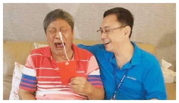 万沙浪:春晚一夜成名,意外摔坏身体被妻女抛弃,前女友