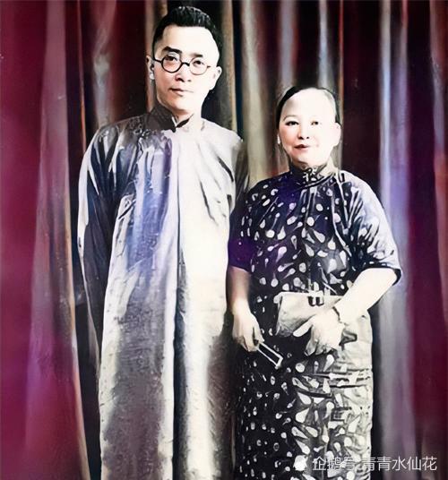 就是免不了要被家里的人定一个小脚夫人,徐志摩是,鲁迅是,胡适自然