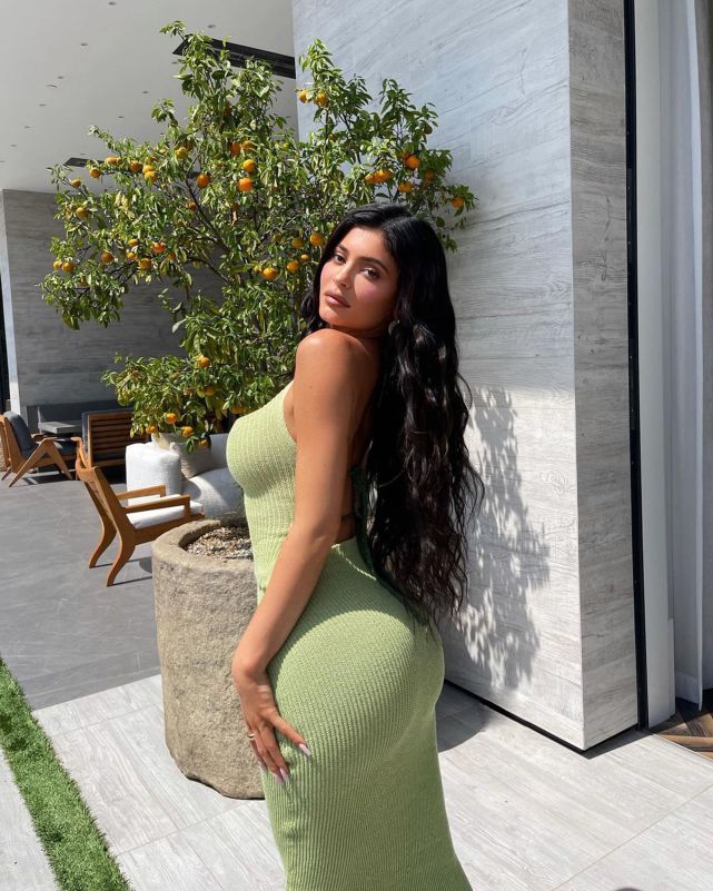 (kylie jenner) ,已经怀上二胎