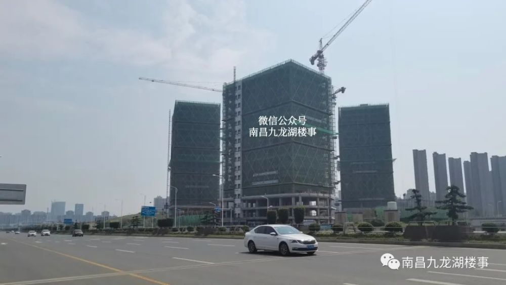 南昌绿地国博城商业综合体施工进度