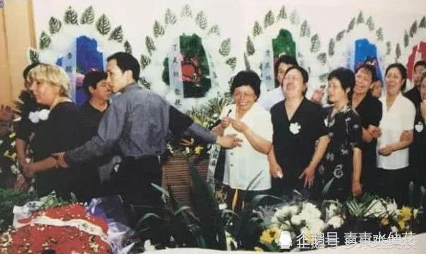 柏青:60岁进演艺圈,与巩汉林上春晚,76岁离世,孙子是消防烈士