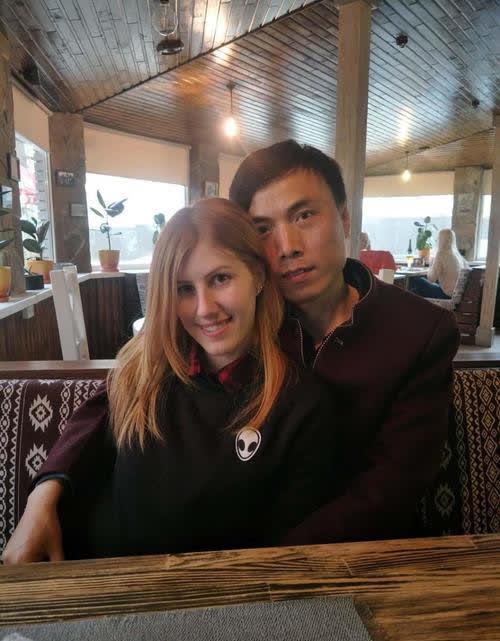 乌克兰女孩安娜:嫁给大12岁河南小伙,婚后住农村称:生活很幸福