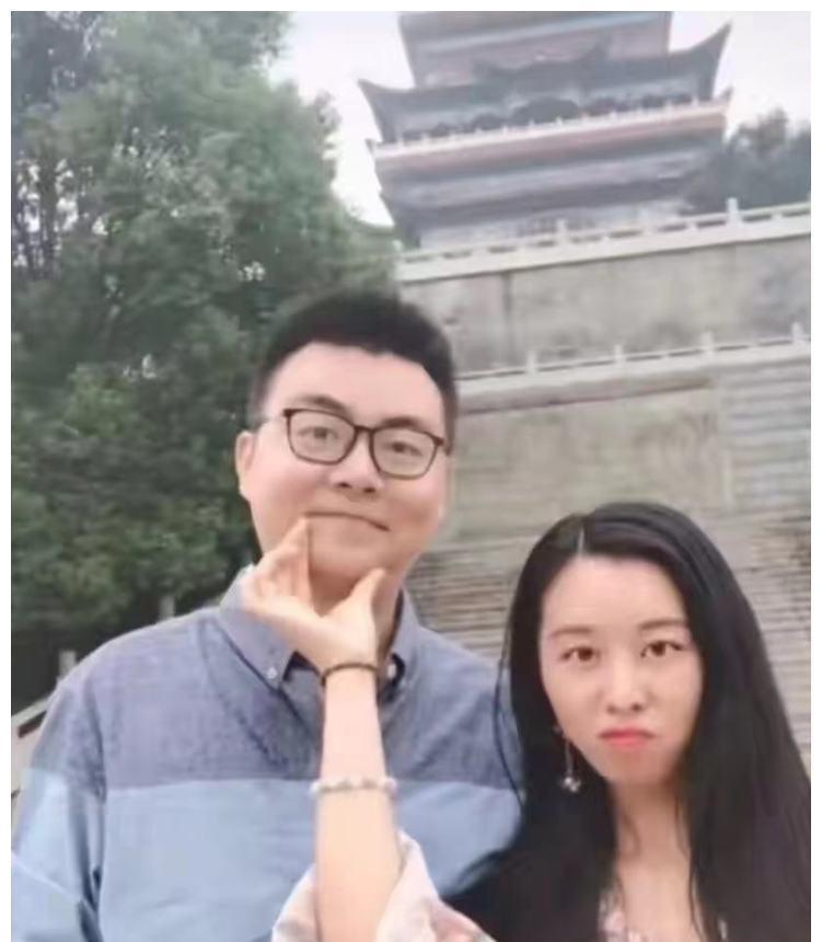 "错换人生"郭威妻子田静更新动态,网友狂赞:好厉害的小美女