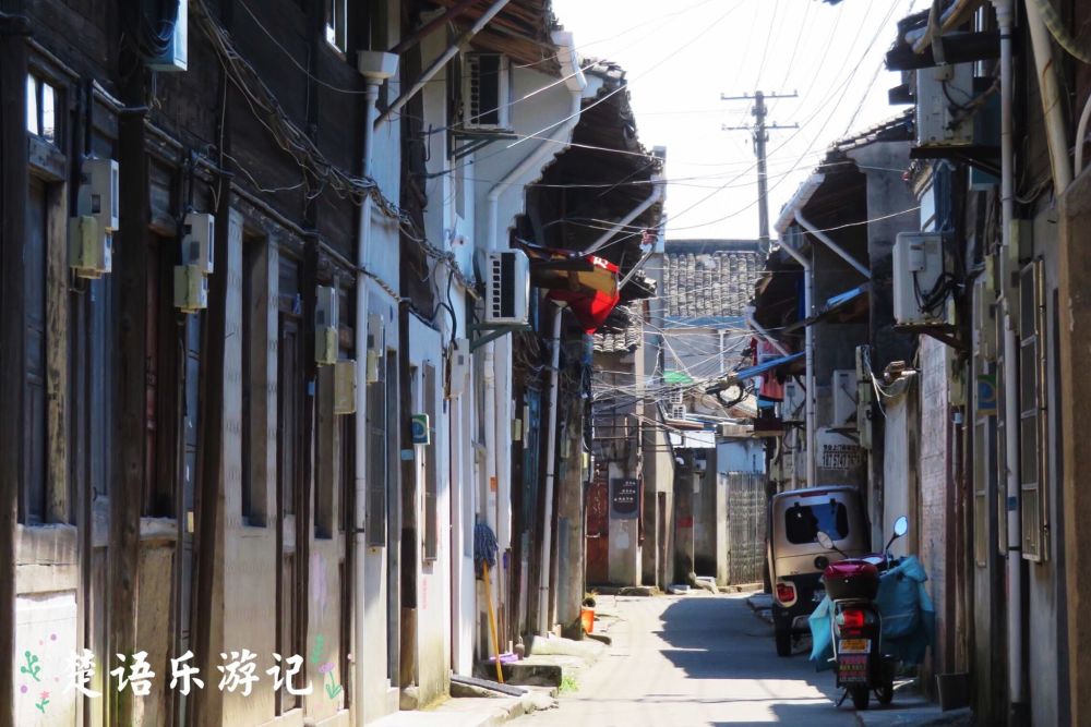 宁波市横街镇这个古村隐于山岙村边水库成钓鱼胜地风景也很美