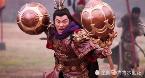 古代兵器战锤,为何西方的往往带尖刺,中国却喜欢做成带棱蒜瓣