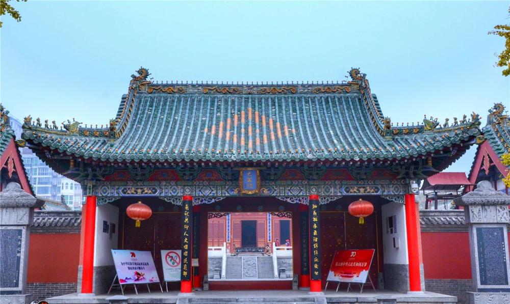 郑州闹市里藏着遗迹,是当地最大古建筑群,更是我国第二古老文庙