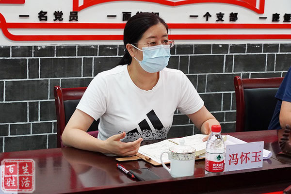 泸县县委常委宣传部部长冯怀玉调研督导泸县四中开学准