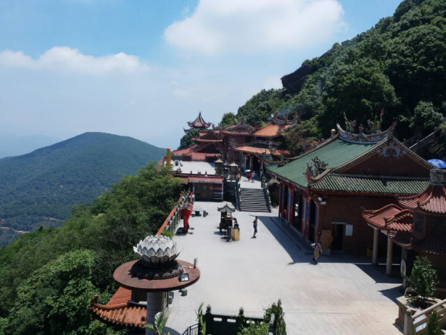 福建这处绝美山峰,景色秀丽不输清源山,门票仅14元,值得一去