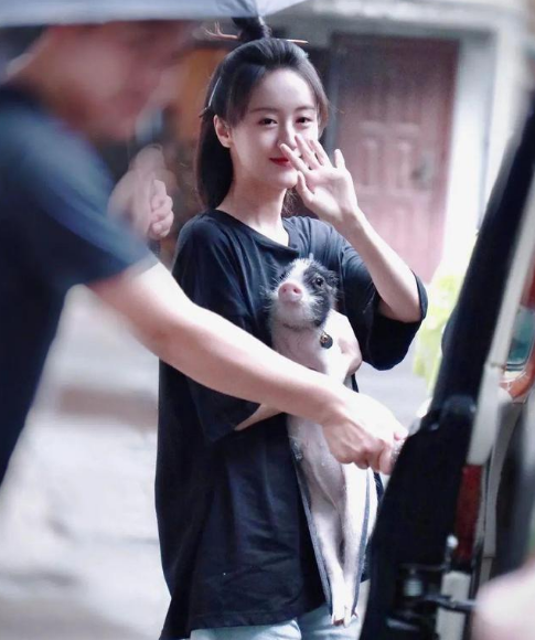 继哭戏靠眼药水被骂之后,袁冰妍又出"幺蛾子"了,这次怪她吗?