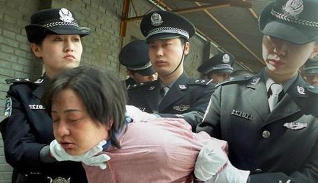 犯人被枪决后,家属为何不能领走遗体?狱警说出了答案|狱警|死刑