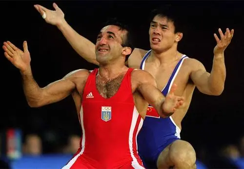 盛泽田的故事中国男子摔跤第一人三届奥运会均登上领奖台