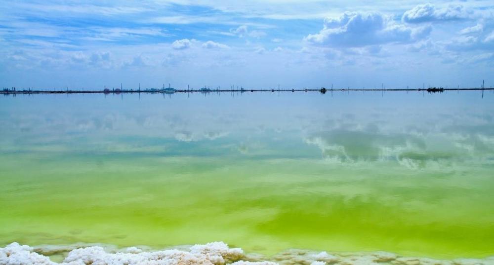 察尔汗盐湖,中国最大的天空之镜,是茶卡盐湖的56倍