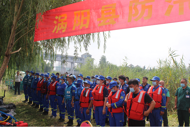 乘风破浪|涡阳县蓝天救援队开展水上大练兵