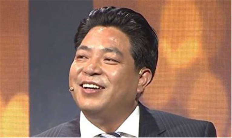 何荣锋:因躲债离家,困难时遇"神仙姐姐,20年后赠