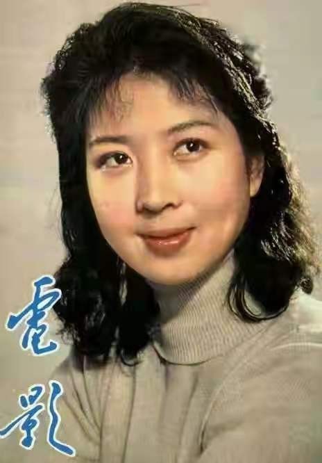 80年代当红女星吴海燕,人称"上影一枝花",如今过得怎么样了?