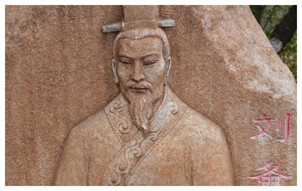 白帝城在哪里（《早发白帝城》白帝城在哪里）