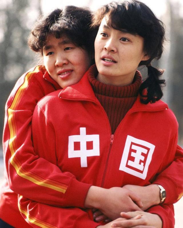 37年前,和郎平一起奥运夺金后,那11个女孩去哪儿了?