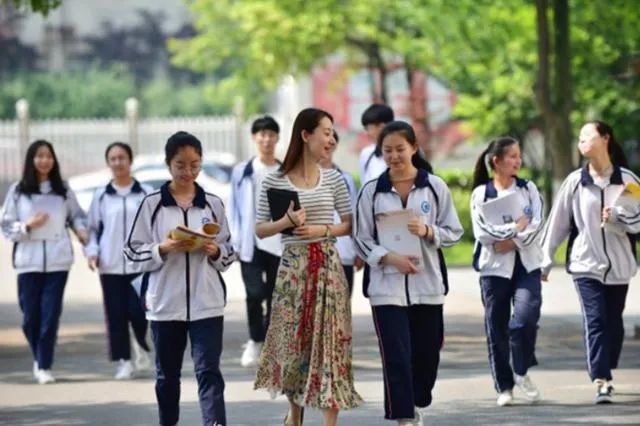 高三美女学霸,生命戛然而止于高考前夕,临终遗愿却