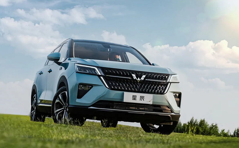 五菱全新suv或卖1015万轴距2750mm内饰高级能干过h6吗
