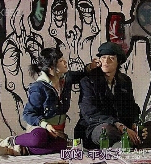 还记得《对不起我爱你》里的林秀晶吗?因为这张自拍被骂了?