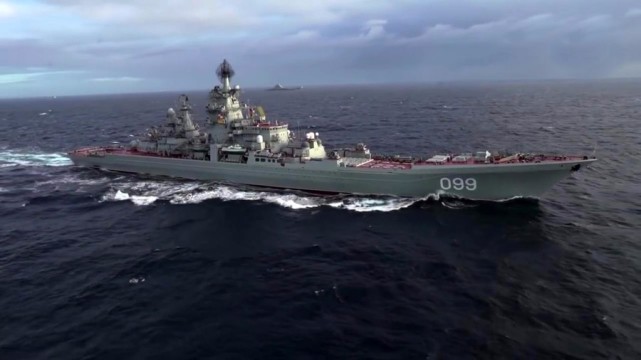 与重庆舰对峙的海上巨兽拆了!基洛夫级核动力巡洋舰二