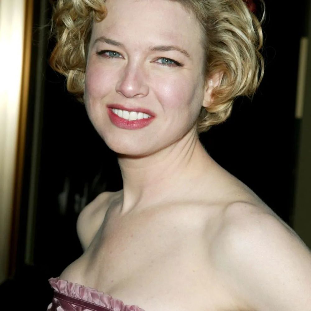 说到好莱坞女星蕾妮·齐薇格(renée zellweger),大家一定不陌生.