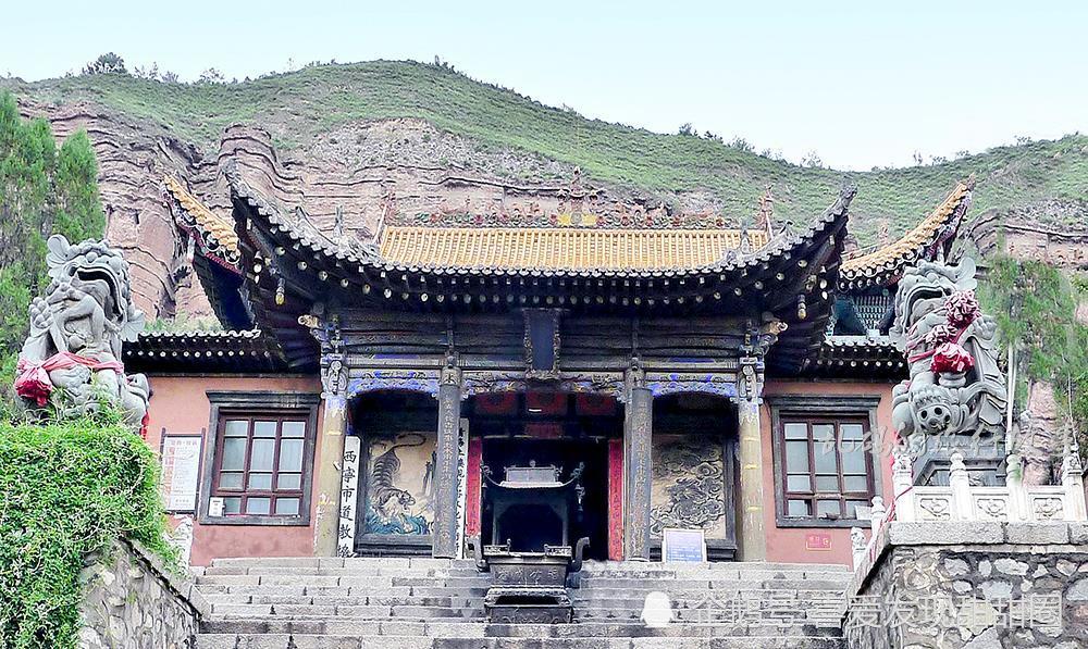 青海最古老的寺庙 风光堪比莫高窟 被誉为"中国第二大