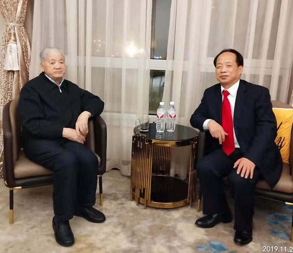 首届国医大师路志正教授为本书作序言"郑伟达教授自拜入恩师吕炳奎