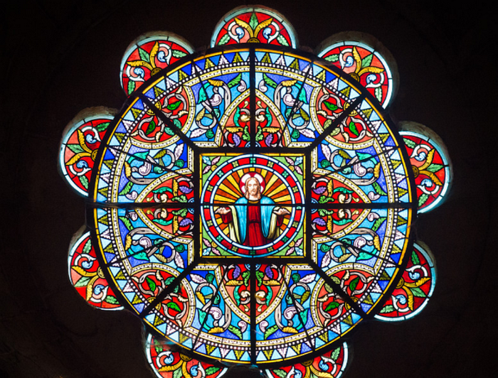 玫瑰花窗的独特设计,名字的由来让人感到梦幻