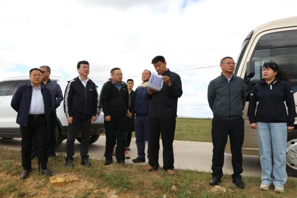 【头条】国家林草局内蒙古专员办调研察右后旗森林草原保护管理工作