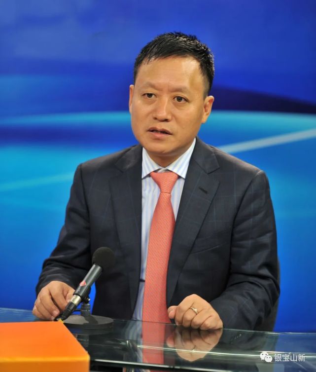 银宝山新总裁胡作寰荣获"深圳工业大奖"工业家奖