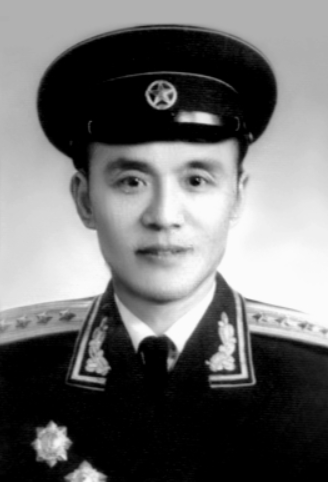 赵阳(1918-1994),山东肥城人,1960年授大校军衔